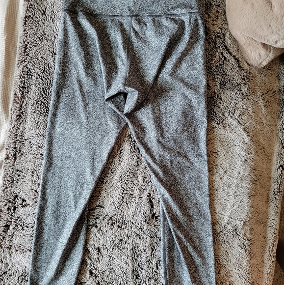 LULULEMON LEGGINGS - Picture 3 of 4